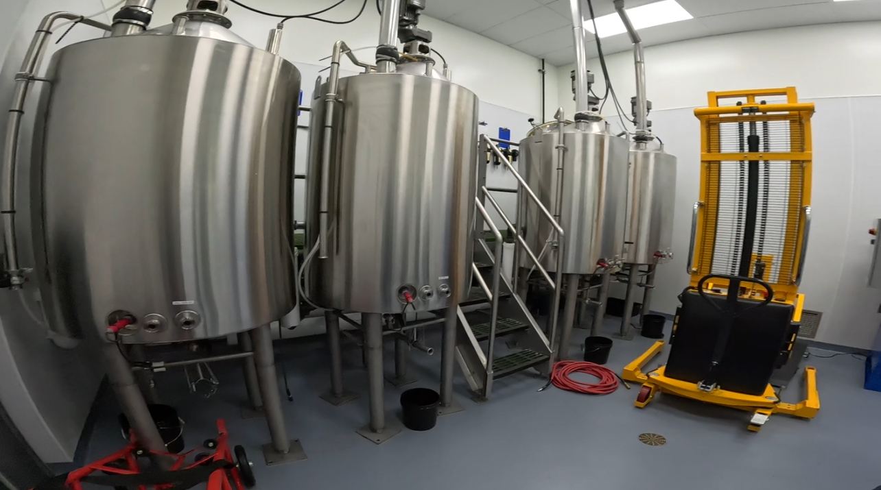 CBD原料処理設備– Laurel Crest社製